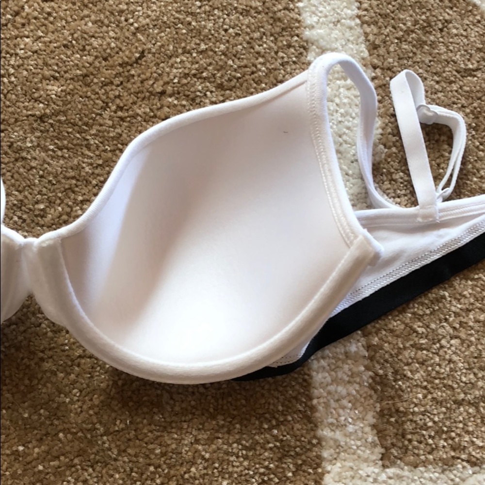 Calvin Klein Bra - Picture 5 of 5